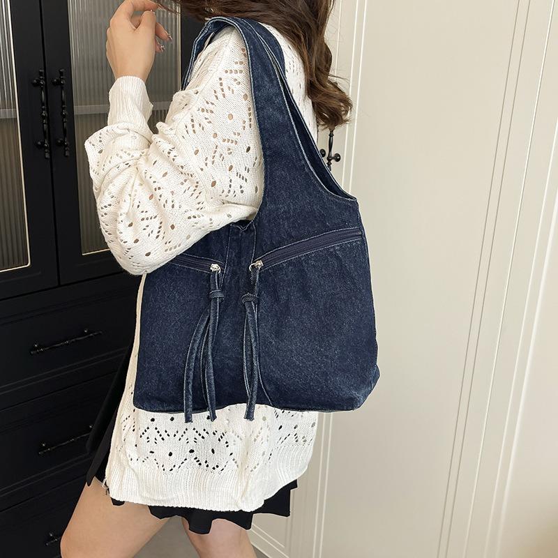 Women's bag new fashion tote bag women's commuting shoulder bag large capacity retro armpit bag