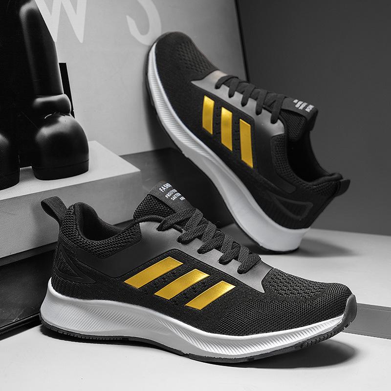 New Running Shoes Summer Breathable Fly-woven Mesh Sneakers Lightweight Casual Running Shoes