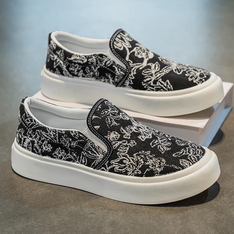 2026 Spring/Summer New Canvas Shoes Trendy Breathable Casual Leg Set Versatile Board Shoes Korean Version Low Cut White Shoes