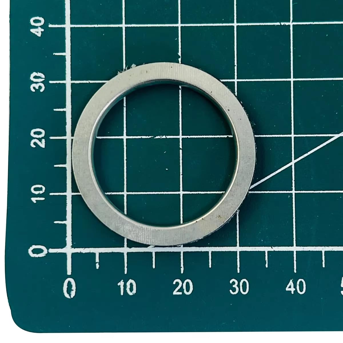 Motorcycle Exhaust Gasket 33*25.5*4 Compatible models: Dio, Super Dio, G ,