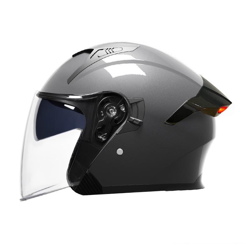 Unisex Smart LED Motorcycle Helmet with Long Battery Life, Suitable for All Seasons - Three-Quarter Design