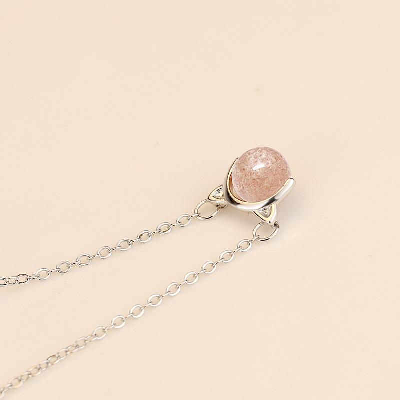 Cute Cat Clavicle Chain Simple Strawberry Crystal Necklace Female Fresh Accessories