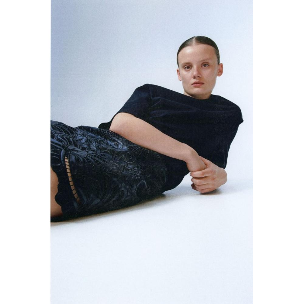 

Топ с зауженной талией HM, черный