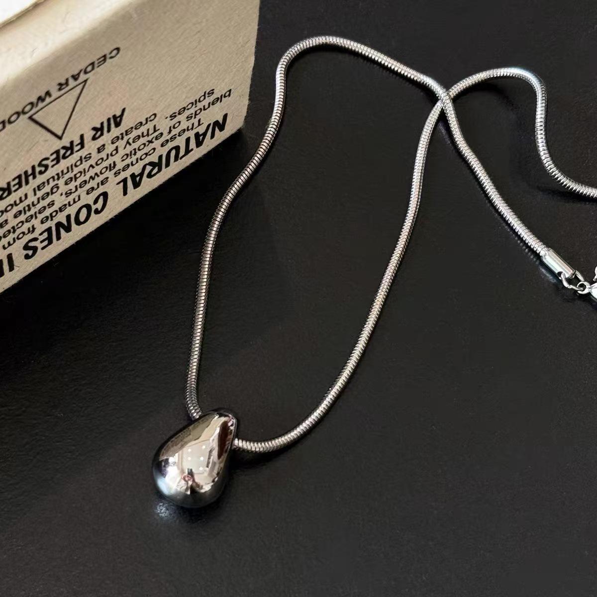 

Минималистичное ожерелье с подвеской в виде капли воды - Женская роскошная осенне-зимняя цепочка для свитера