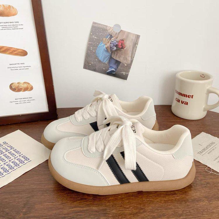 

2025 Women s Retro German Round Toe White Skate Shoes - Chic, Versatile, and Trendy Spring Fashion 37 хакі