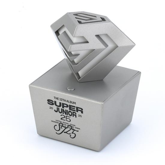 SUPER JUNIOR The 12th Album SUPER JUNIOR 25 Figure Set