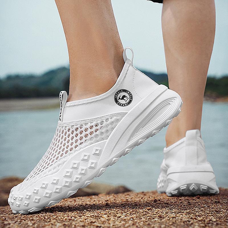 Summer Sports Shoes Mesh Breathable Men's Casual Outdoor Tennis Hiking Running Barefoot Men Trail Portable Beach Aqua Shoes