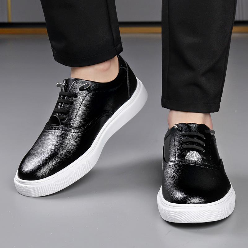 Fashion 2025 Spring Autumn Leather Board Shoes for Men Fashion Casual New Designer Big Size Sports Breathable Lace Loafers Shoes Man