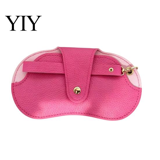 Compact Glasses Storage Bag Sunglasses Pouch, Imitation Leather Hanging Case Durable Eyeglass Holder with Carabiner, Portable Eyeglasses for