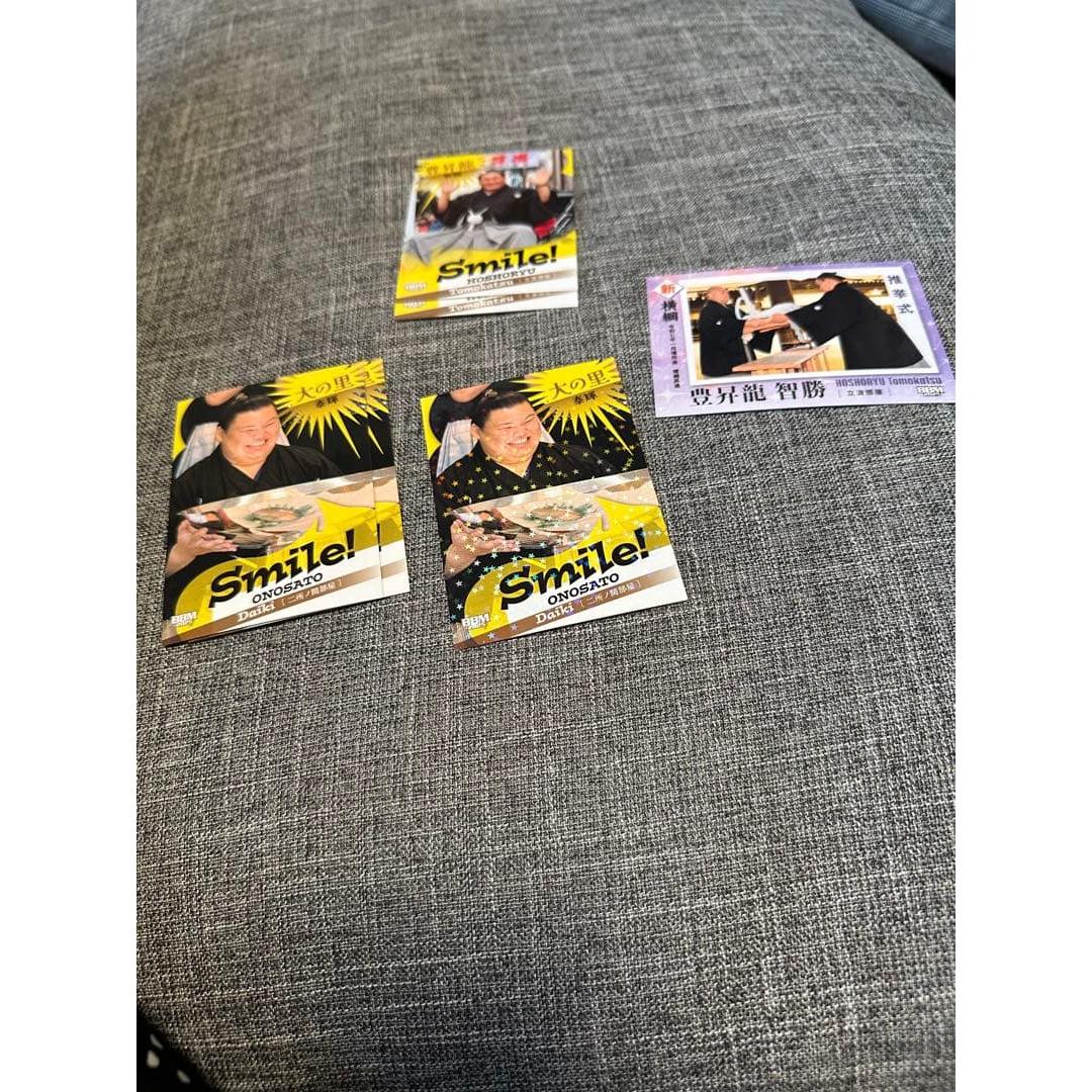 Sumo trading card set of 4