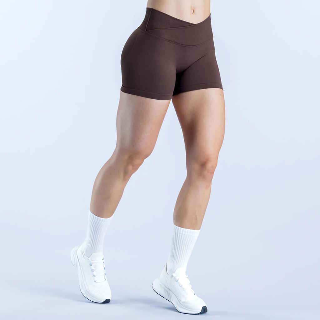 Damen Yoga-Shorts mit niedrigem Bund und Po-Lifting - Matt, Nahtlos und mit überkreuztem Bund