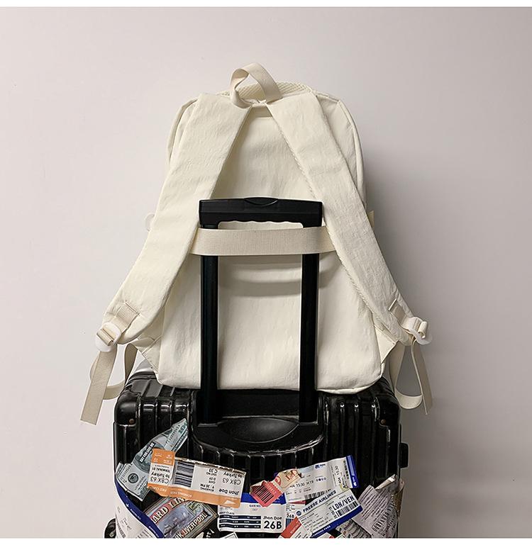 Cute Casual Versatile Backpack for Students: Lightweight and Spacious