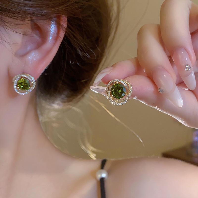 Exquisite Geometric Flower Diamond Stud Earrings - Light Luxury Fashion Style