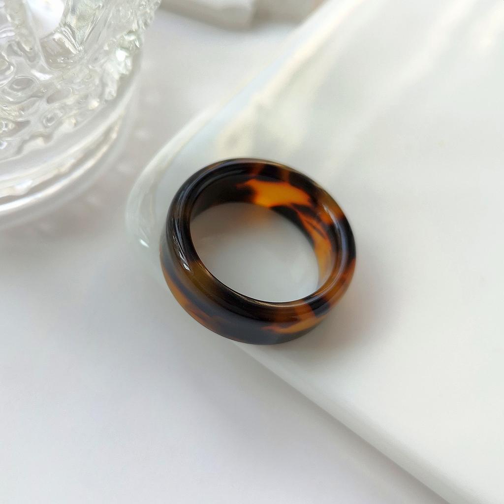 2025 New Temperament Colorful Resin Acrylic Ring For Women Candy Color Round Finger Ring Fashion Jewelry Gift