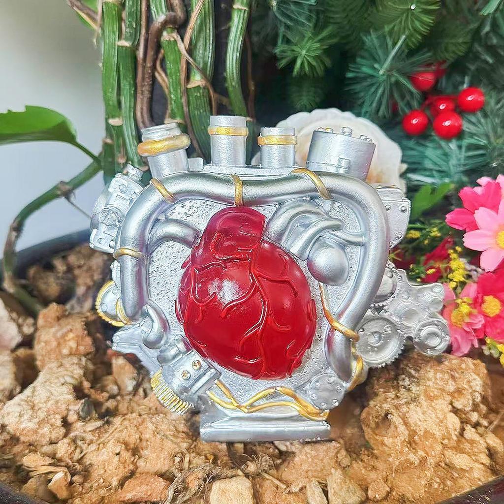Heart Engine Resin Decor – Mechanical Heart-Shaped Engine Sculpture For Desktop & Home Display