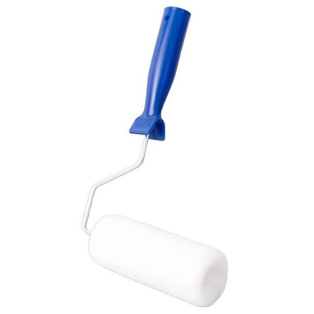 Exclusiv pentru începători: Rola de vopsea latex pentru vopsirea pereților