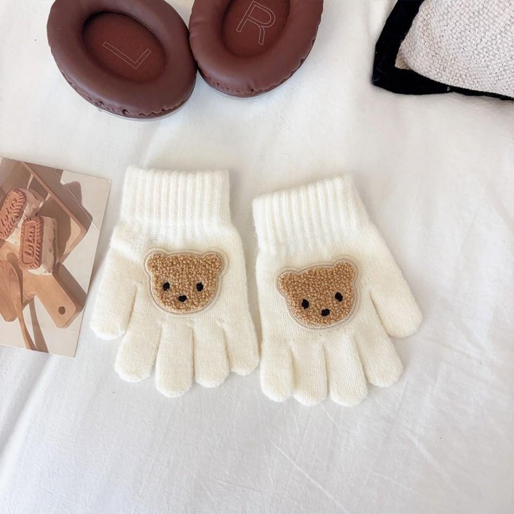 Full Finger Design Warm Gloves Knitted Material Cartoon Bear Gloves Warm Knitted Mittens For Girls