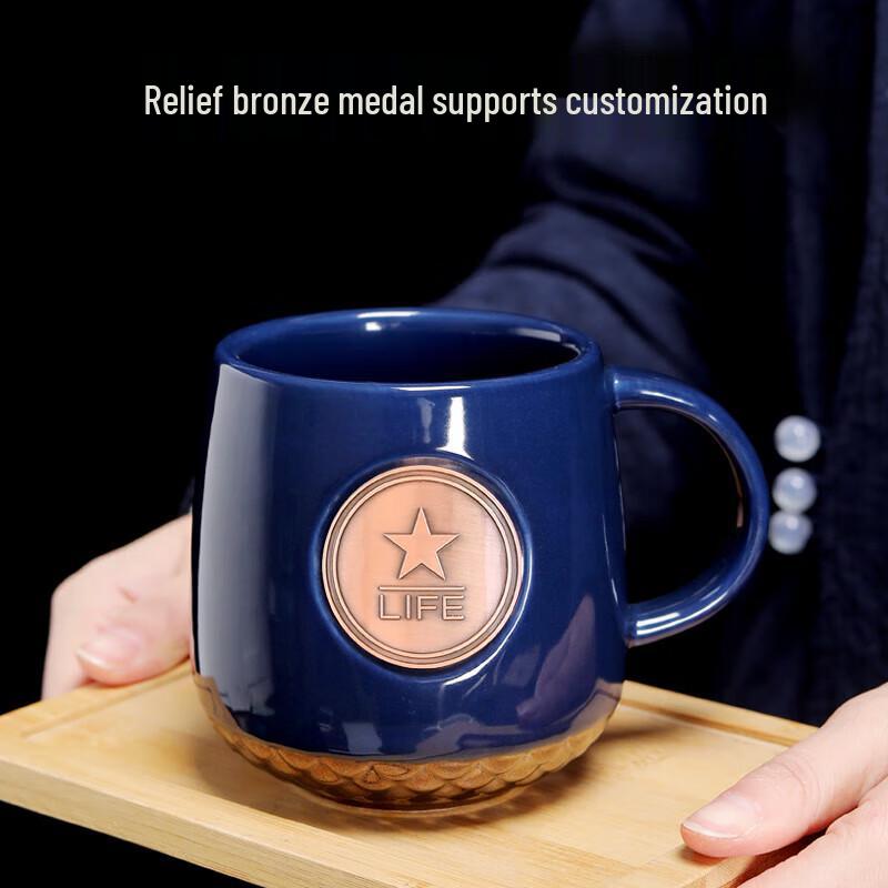 Cha Xun Classic Ceramic Office Mug with Bronze Badge