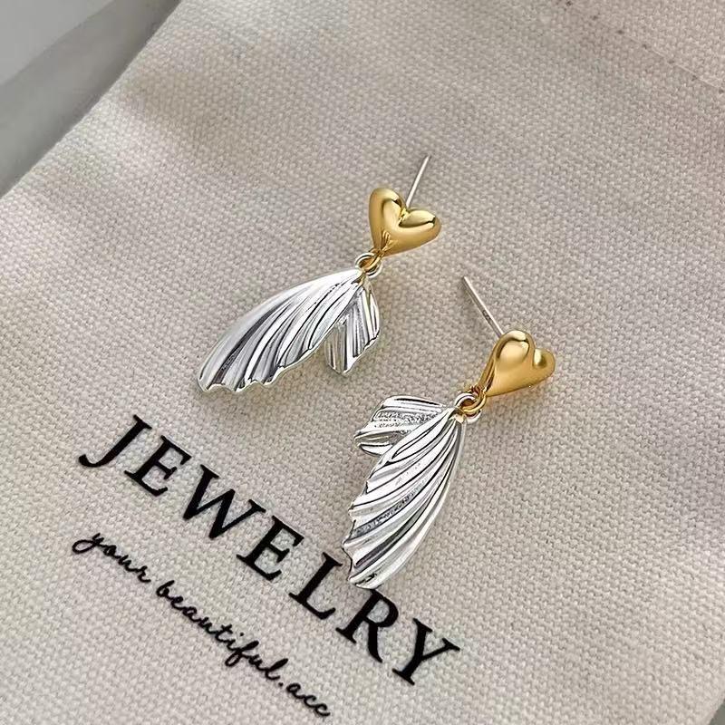 2024 Luxury 925 Silver Feather & Heart Stud Earrings for Women - High-End Niche Style