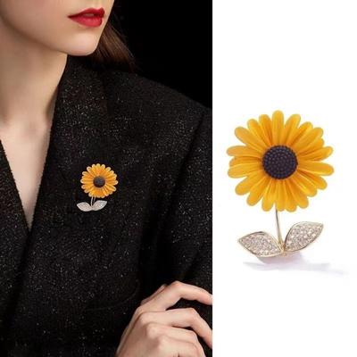 Broche pour femme, tournesol, feuille d'érable, feuille d'abricot, épingle à vêtements, réaliste, galvanisée, polie, exquise, manteau de fête, chemise, robe