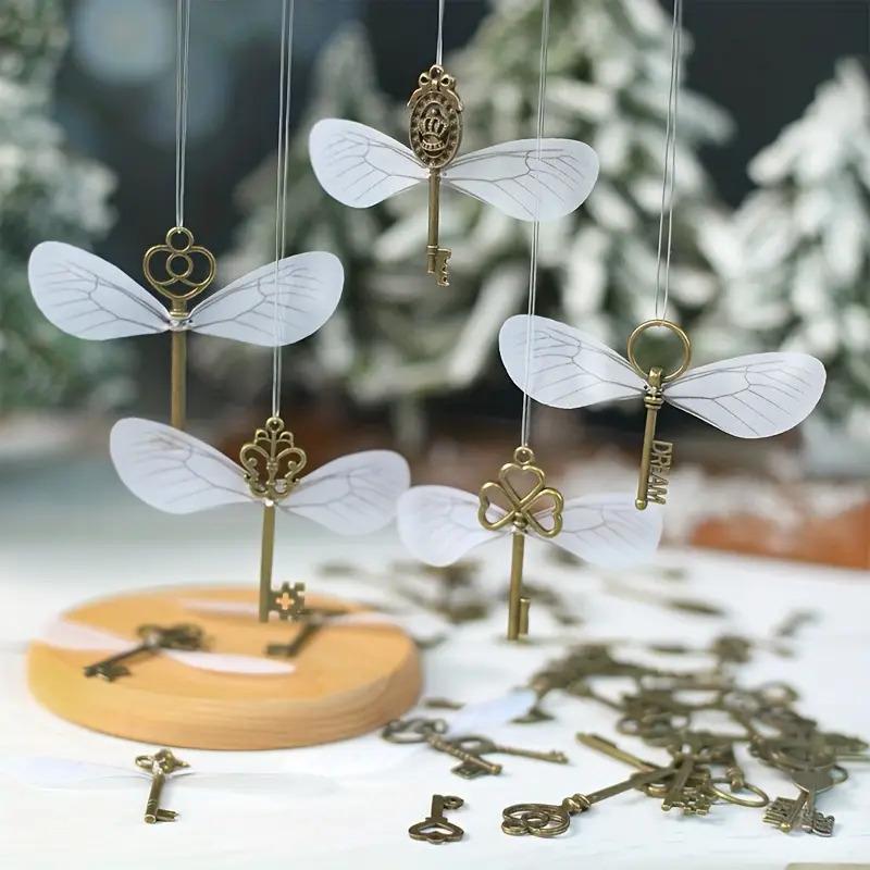 25/49Pcs Vintage Antique Filigree Keys With Dragonfly Wings DIY Realistic Effect For Room Christmas Wedding Party Decoations