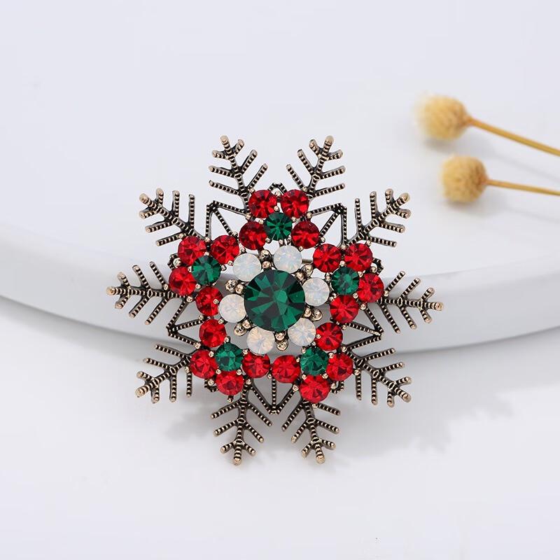 Fumaide Christmas Snowflake Brooch Set