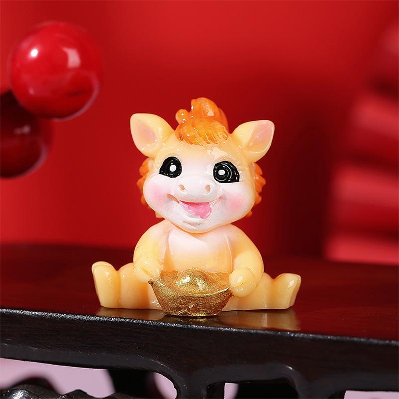 Pack of 1/2 Lifelike Chinese Zodiac Horse Ornaments, 2026 Resin Miniature Mascot Figures