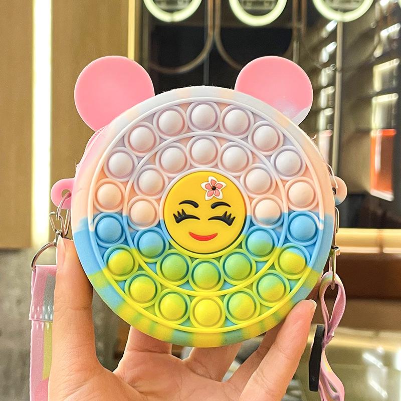 Rainbow Smiley Face Crossbody Bag: Cute Silicone Coin Purse for Girls Single OPP Bag Pack