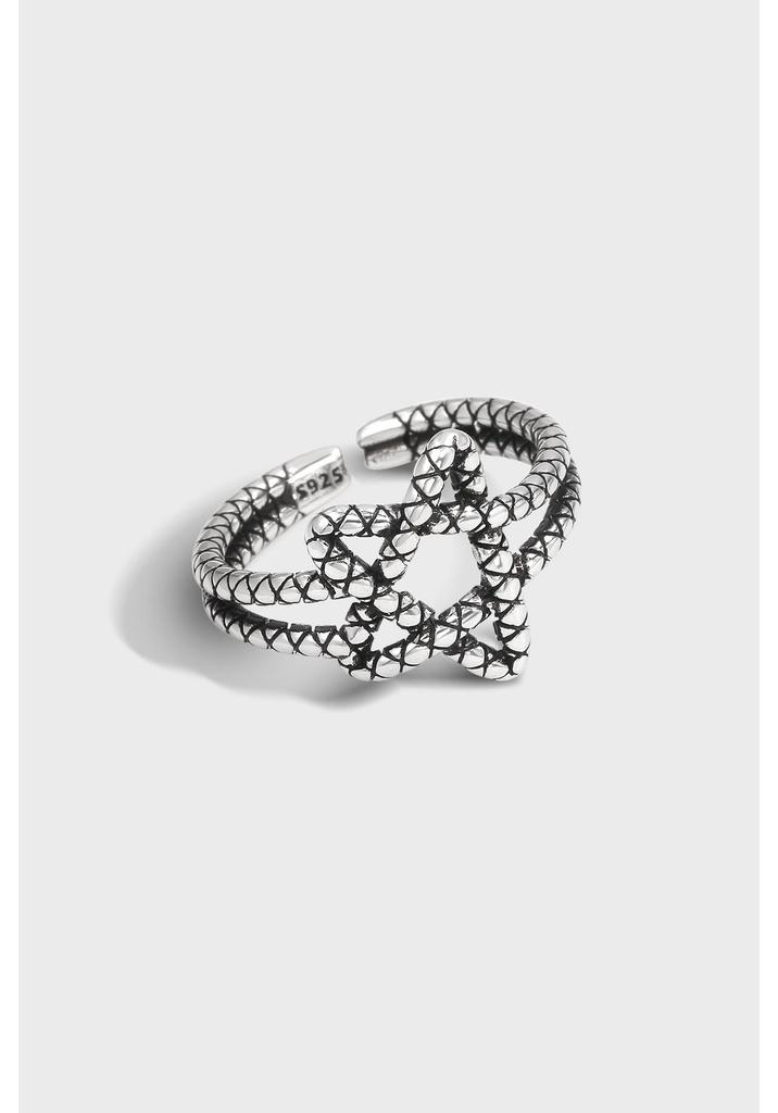 Retro Blackened S925 Sterling Silver Thai Star Carved Ring for Women
