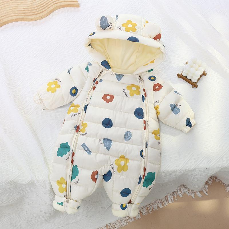 Kuscheliger Neugeborenen-Baumwoll-Einteiler - Dicke Herbst-Winter-Oberbekleidung für Ausflüge und Krabbeln