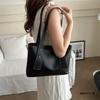 Commuter bag women's new trendy large-capacity office worker tote bag high-end niche texture portable shoulder bag