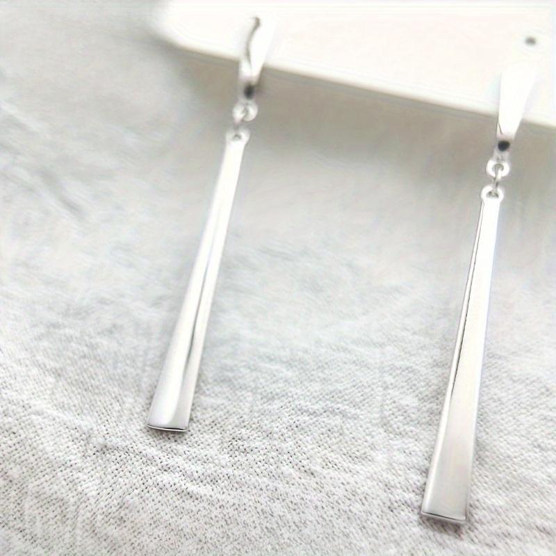 Minimalist OL Style Earrings, Versatile for Workplace Commuting, Capable Temperament Earrings, Exquisite and Minimalist Design