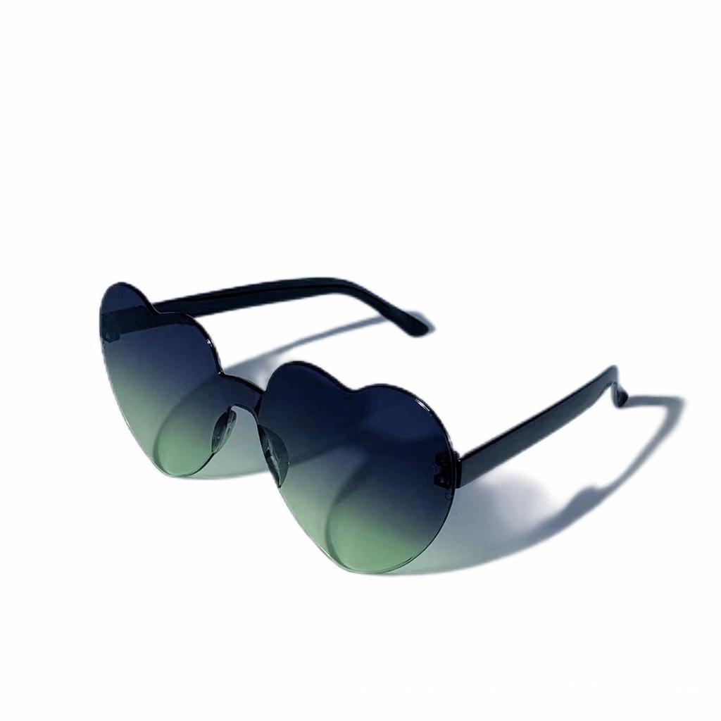 Trendy Heart-Shaped European-American Sunglasses for Women - Masquerade Party & Fun Glasses