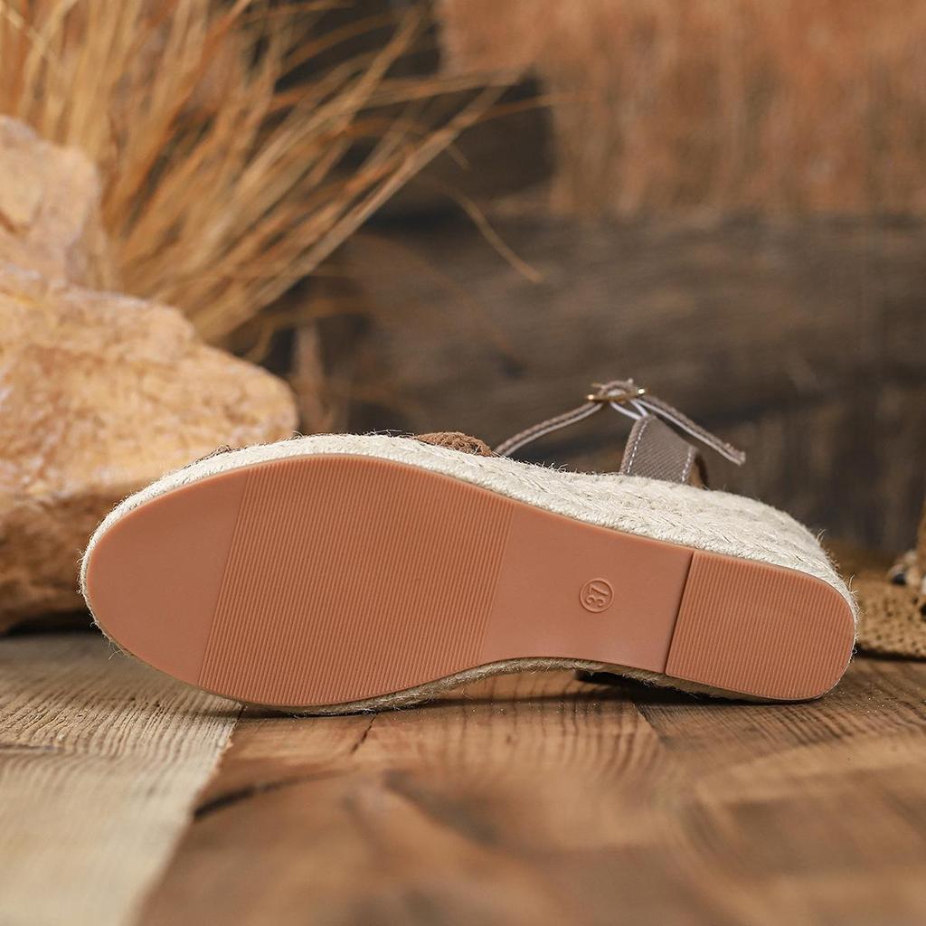 Hot Selling Fashion Closed Toe Wedge Sandals - Thick Sole, Waterproof Platform, Single Strap Espadrille Heel.