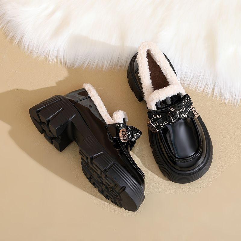 Fleece loafers women's shoes new autumn and winter warm British style small leather shoes increase height and pedal fluffy cotton shoes