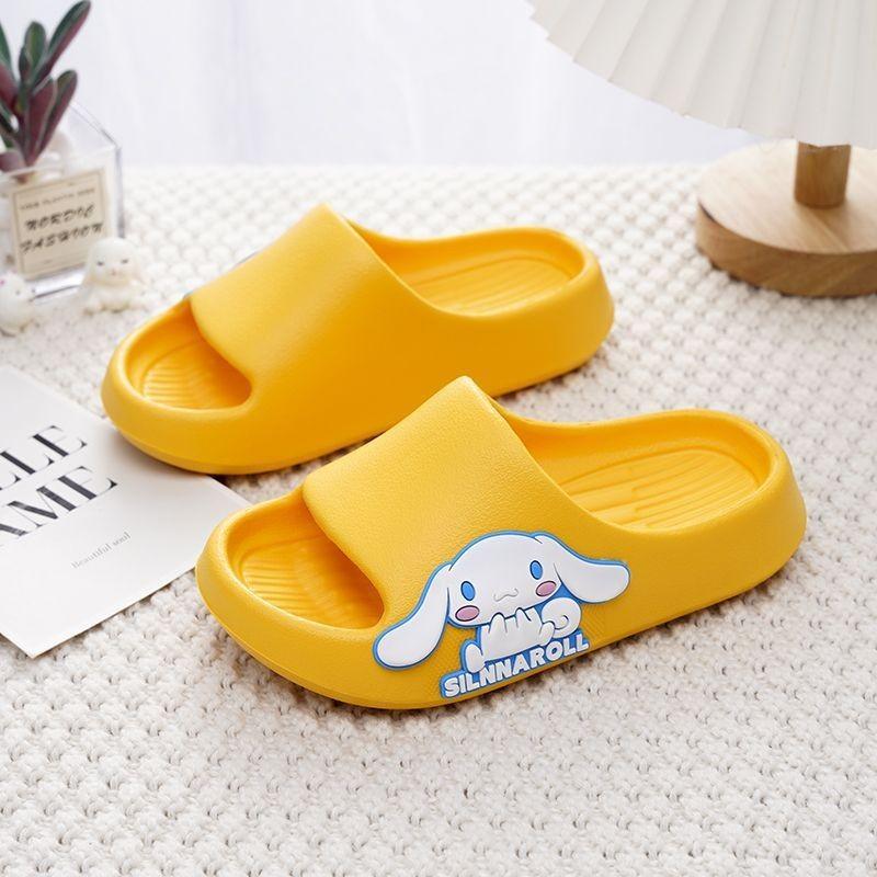 Entzückende Kinderhausschuhe im Cartoon-Stil Bequeme Rutschfeste Weiche Eva-Pantoletten für Mädchen in Verschiedenen Farben und Größen Perfekt für den Heimgebrauch