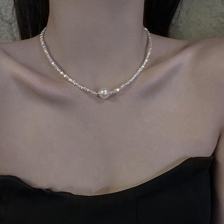 Elegant Freshwater Pearl and Shell Bead Women's Necklace - High-End Design Choker and Clavicle Chain
