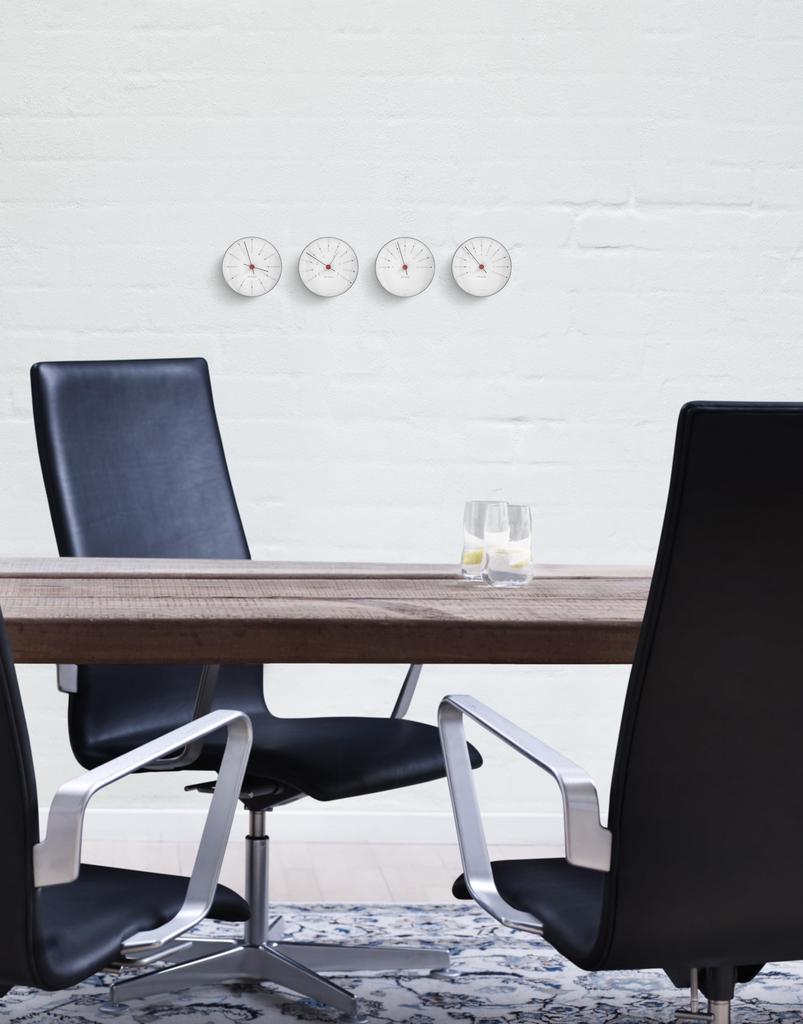 ARNE JACOBSEN BANKERS 43688 12cm Wall Clock, Scandinavian Design (Silent Design with No Second Hand), White