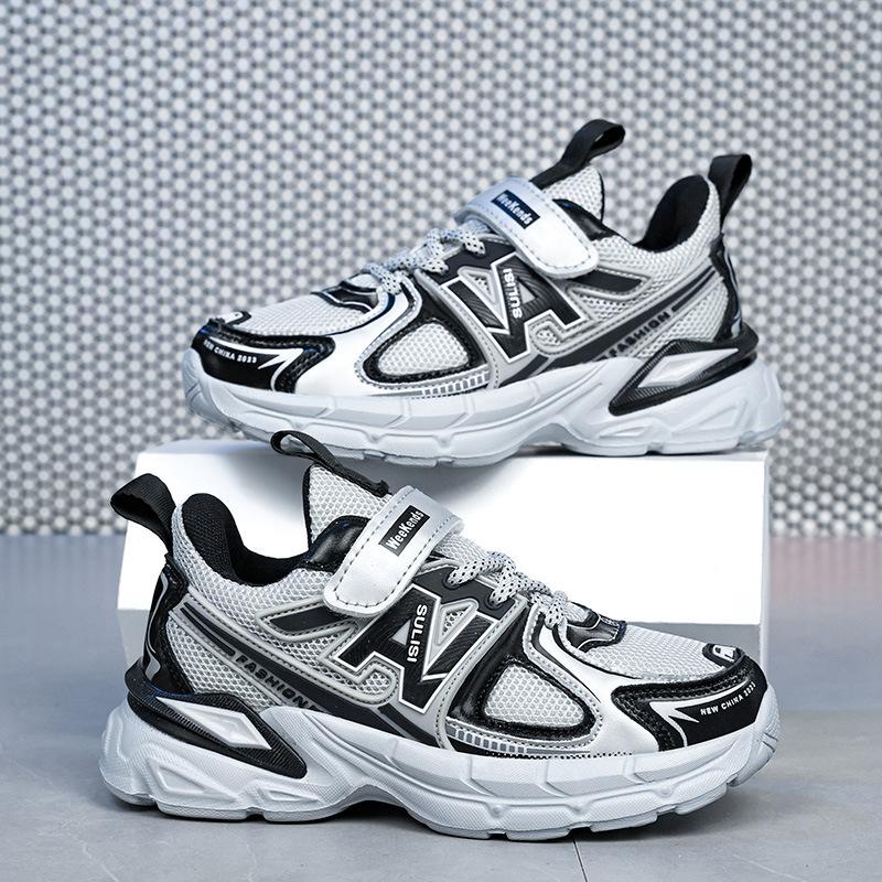 Children's Leisure New 2025 Classmates Running Shoes Soft Sole Boys Breathable Boys Sports Shoes Lightweight Mesh Shoes