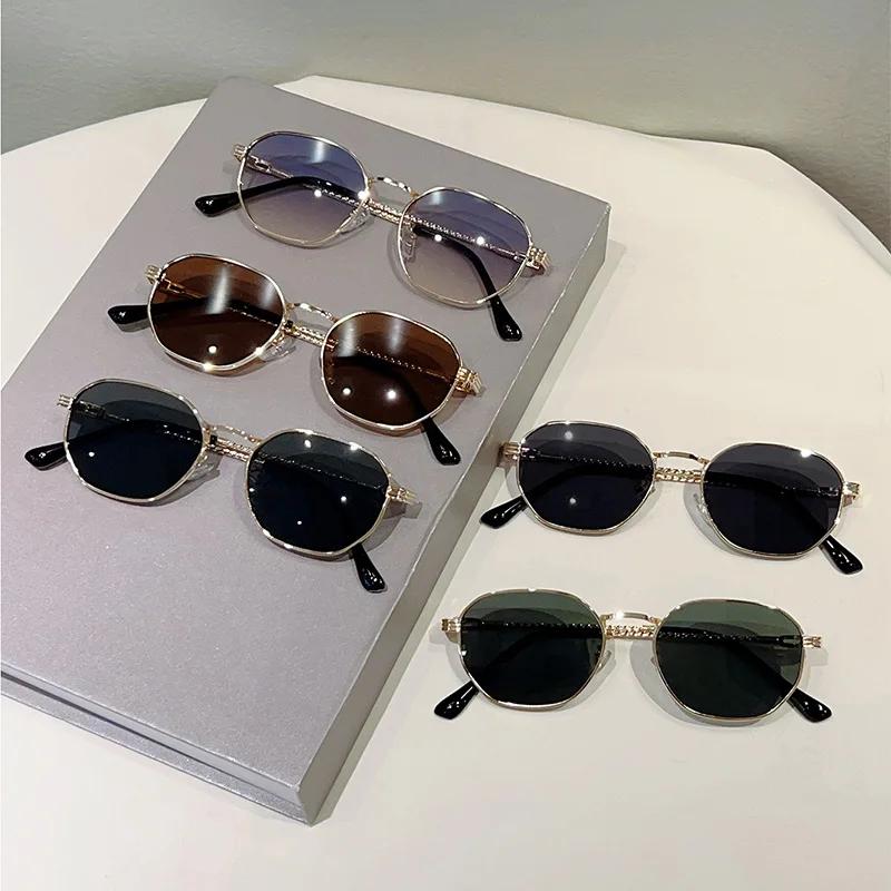 Vintage Square Sunglasses Men Fashion Simple Korean Style Casual Shades Women Stylish Ins Trendy Brand Design Sun Glasses