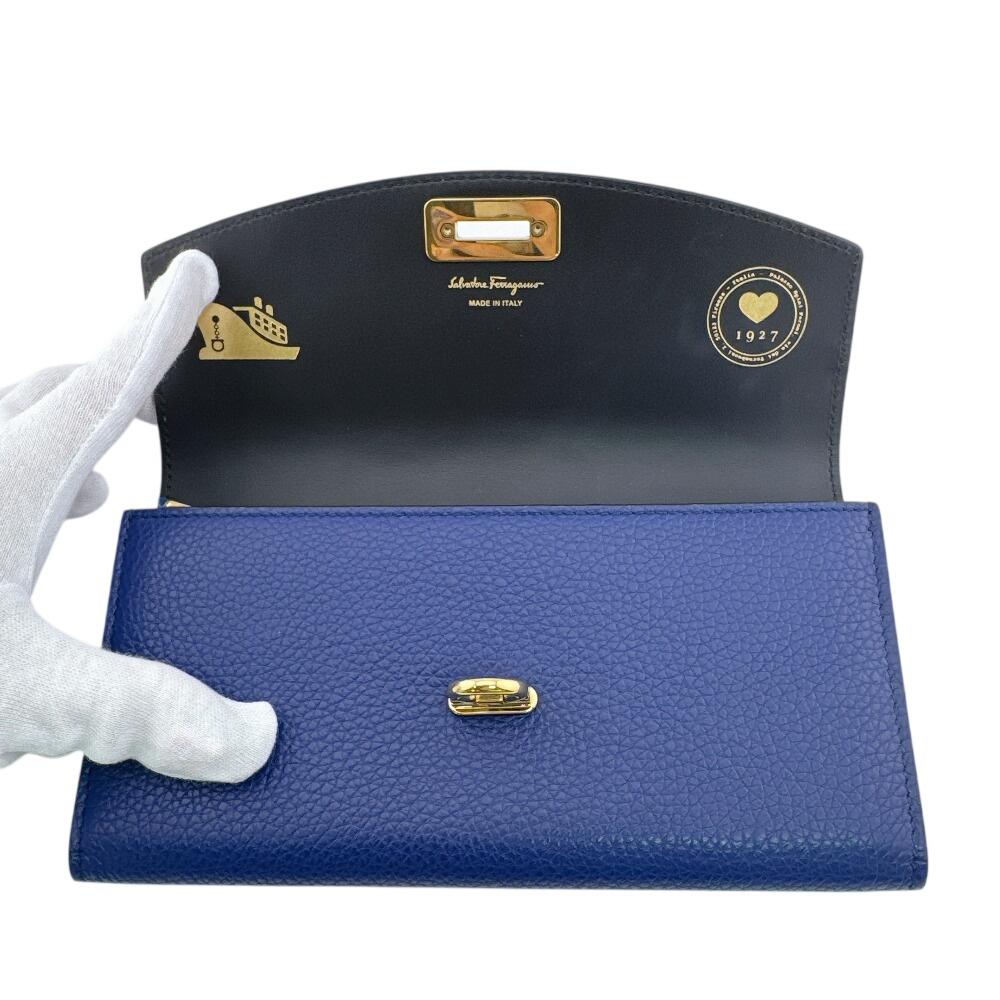 Salvatore Ferragamo 220023CALF GanciniMetal leather Purse Navy leather Used