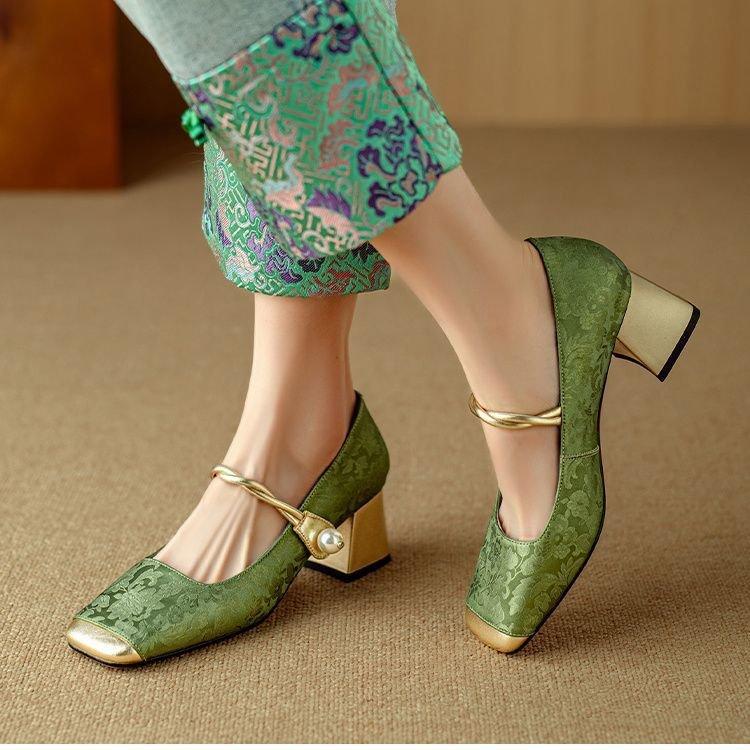 Retro new Chinese satin Mary Jane shoes, national style 2025 summer new light mouth square head one word high heels pearl