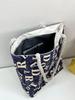 Large Capacity Canvas Tote: Simple, Stylish Commuter Bag for Female Students with Letter Print