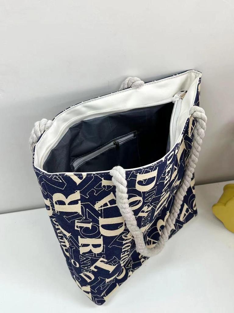 Large Capacity Canvas Tote: Simple, Stylish Commuter Bag for Female Students with Letter Print