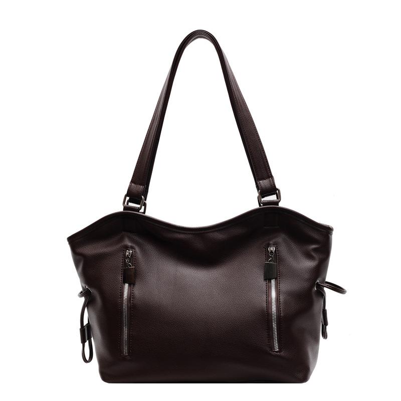 

Fashion pleated tote bag casual large-capacity bag women s 2025 winter simple foreign style new commuter shoulder bag темно-коричневого