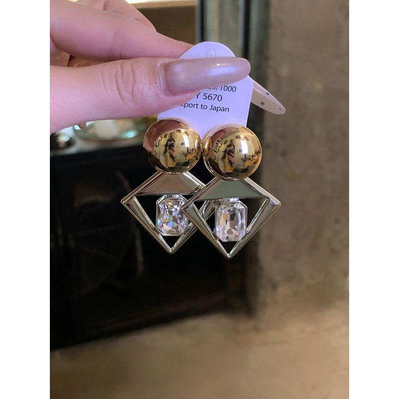 European and American Retro Hong Kong Style Unique Fashion Gold and Silver Contrasting Color Earrings, Simple and Elegant High-End Earrings