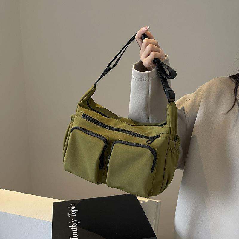 Casual bag women's 2025 new summer oblique span bag popular fashion shoulder bag large capacity class bag