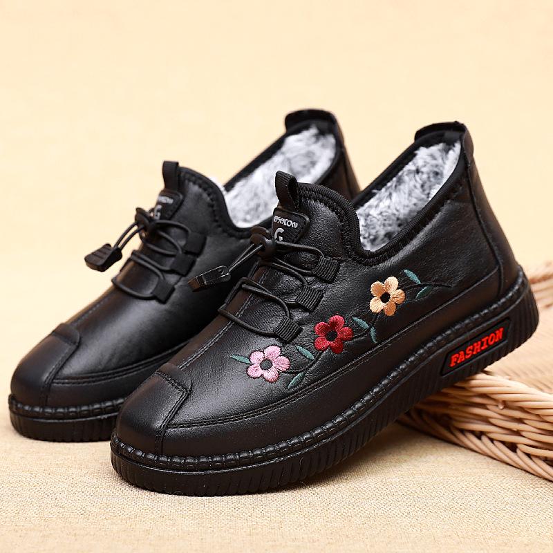 Women's Non-Slip Warm Beijing Old Cloth Shoes with Polyurethane Soles - Ideal for Middle-Aged and Elderly Moms