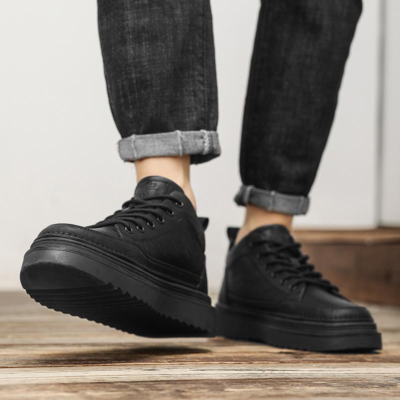Fashion Men's Round Toe Board Shoes Comfortable Minimalist Design Style Youth Outdoor Fashion Party Daily Office Casual Black Shoes