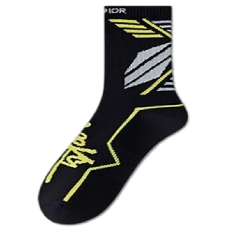 Sports Tennis Socks with Sweat Absorption and Odor Prevention, Thick Towel Bottom, Suitable for Running and Basketball.